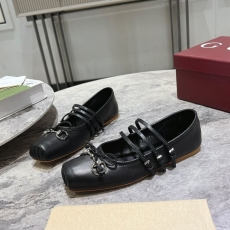 Gucci Low Shoes